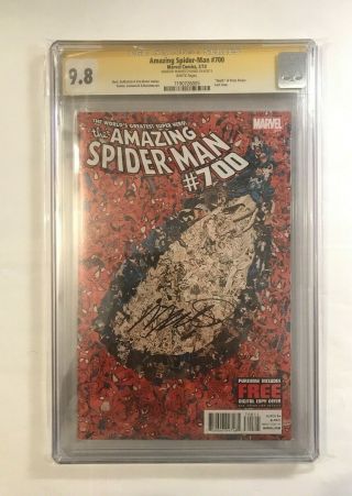 Spider - Man (2013) 700 - Cgc 9.  8 - Death Of Peter Parker - Signed