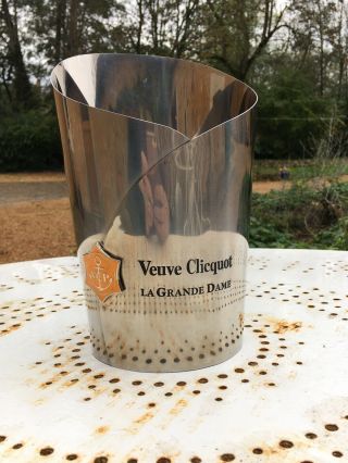VEUVE CLICQUOT “LA GRANDE DAME” Champagne Bucket 2