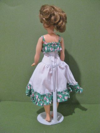 Vtg TAMMY DOLL 1960’s IDEAL TOY CORP BS 12 2 FASHION DOLL with 3 Dresses EUC 2