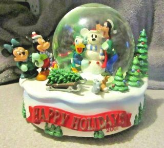 2001 Disney Happy Holidays Mickey & Friends Christmas Snow Globe