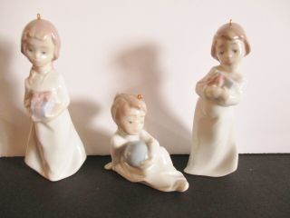 3x Lladro Ornaments Children On Christmas Morning With Gifts 3 Pc Set
