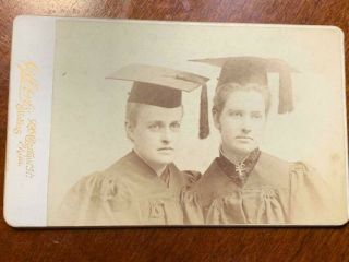 Antique Cdv Photo 2 Victorian Women Graduation Caps Philadelphia Gilbert