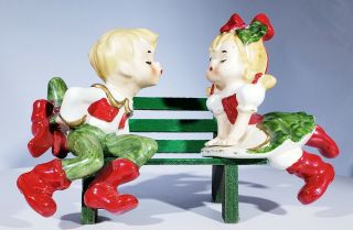 Vintage Lefton Boy & Girl Christmas Kissing On Bench - Japan - Ceramic 1950 