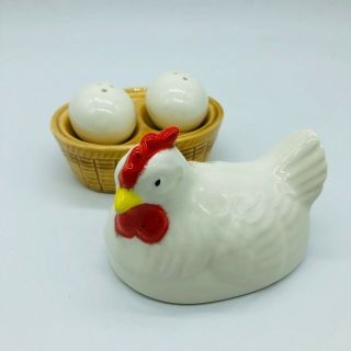 Vintage Nesting Chicken Hen On Nest Basket W/ Salt & Pepper Shaker Eggs
