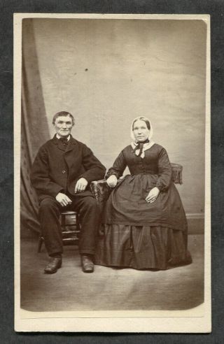 T27 - Canada Goderich 1870s Cdv Photo Of A Couple.  By E.  L.  Johnson