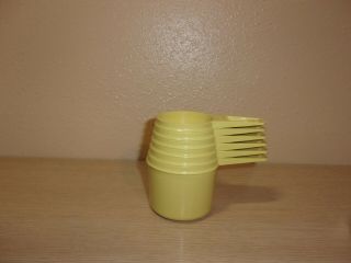 Set Of 6 Vintage Tupperware Measuring Cups 1 Cup To 1/4 Cup Mustard Yellow