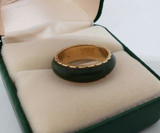 Vintage 14k Yellow Gold And Jade Band Ring Size 5.  5 Classic And Lovely