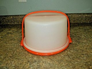 Vintage Tupperware 10” Cake Taker Saver Orange Base/cariolier Handle