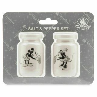 Disney Parks Mickey & Minnie Mouse Salt & Pepper Shaker Set