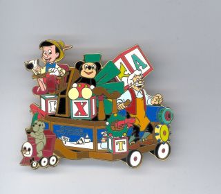 Disney Disneyland Christmas Parade Pinocchio Geppetto Toy Factory Float Lg Pin