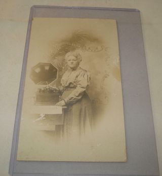 1909 Rppc Real Photo Image Edison Cylinder Phonograph Woman Parlor Postcard