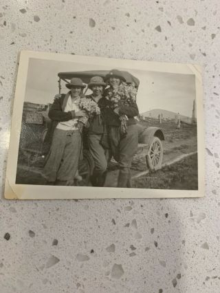 1920s Women Posing Flowers By Car License Plate Rocky Mts Colorado Real Photo
