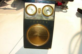 Zenith Royal 500 Maroon Owl Eyes Transistor Radio  1119