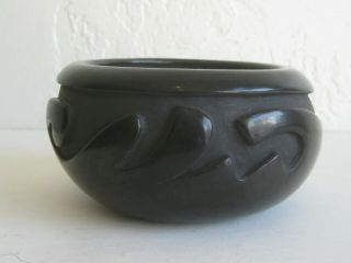 Vtg Joy Cain Santa Clara Pueblo Native American Indian Black Pottery Pot Signed