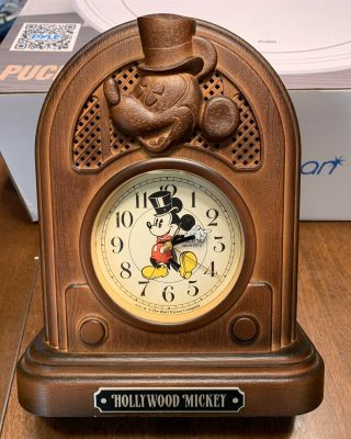 Seiko Quartz Japan: Vintage Walt Disney Hollywood Mickey Mouse Alarm Clock
