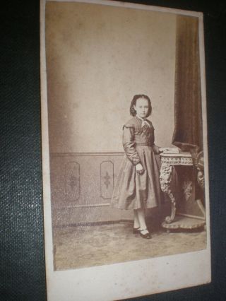 Cdv Old Photograph Girl Book By Bartlett At Cheltenham C1860s 40 (17)