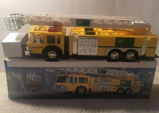 Bp Aerial Tower Fire Truck 1999 Collector 