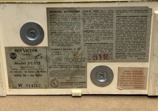 Vintage 1952 RCA VICTOR TUBE RADIO MODEL 2 - C - 522 2C522 PARTS REPAIR 2