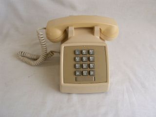 Vintage Ivory At&t Att Western Electric Push Button Desk Telephone 1980s