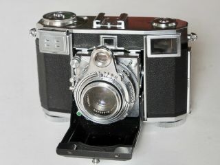 Vintage Zeiss Ikon Contessa 35mm Rangefinder Camera With Leather Case