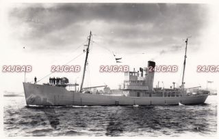 Photograph Royal Navy.  Hmt " Topaze " Anti Submarine Trawler.  Lost In Ww11.  1937