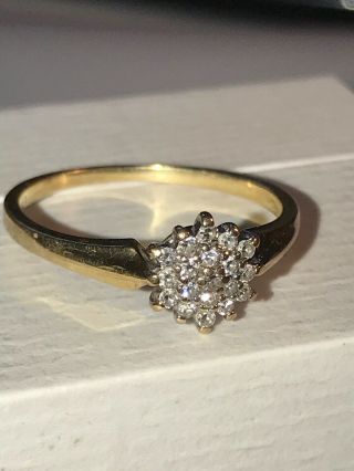 9ct Gold 375 Diamond Cluster Ring Size P.  Solid 9k Gold Vintage