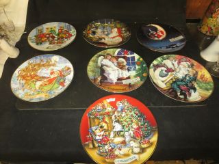 7 Avon 8 - 1/2 " Christmas Plates 1991 - 1994 & 1996 - 1998