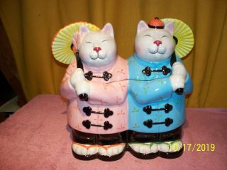 Oriental Parasol Kitties Cookie Jar By Clay Art