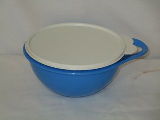 Tupperware Thatsa Storage Mixing Bowl 6 Cup Style 30560 Blue W/ White Lid