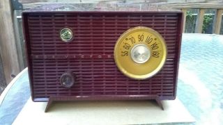 Vintage Deco Mid Century Rca Victor Model 8 - X - 51 Tabletop Tube Radio