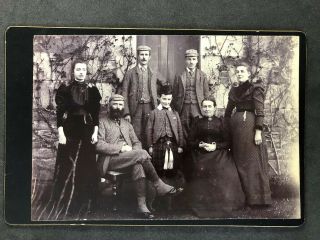 Victorian Photo: Cabinet Card: Scottish Family Outside: Kilt Sporran