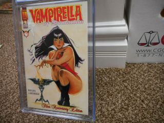 Vampirella of Drakulon 0 cgc 9.  8 Jim Silke cover Harris 1996 1st print sexy 2