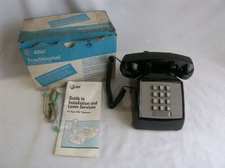 Vintage Black At&t Att Western Electric Push Button Desk Telephone 1980s
