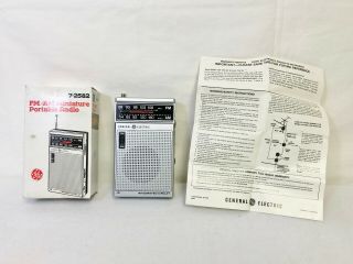 Vintage Ge Fm / Am Miniature Portable Radio - 7 - 2582 - Old Stock