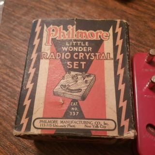 Vintage " Philmore " Crystal Radio W/ Box In Rare Rose Color Cat No 337