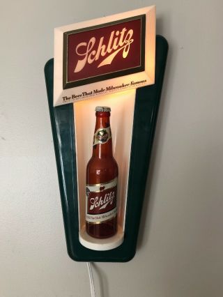 Vintage 1951 Milwaukee Famous Schlitz Beer Bottle Light Up Adv Sign