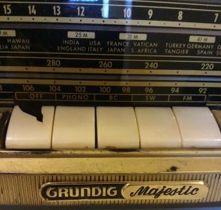 Vintage grundig majestic tube radio model 1055w am/fm/shortwave west Germany 2