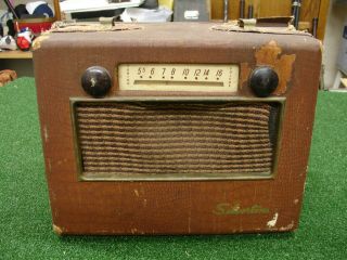 Vintage Portable Silvertone Tube Radio - Battery Not