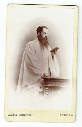 Victorian Cdv Photo Bearded Clergyman Reading Ryde Isle Of Wight Photographer