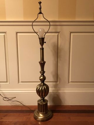 Vintage Hollywood Regency Brass Rembrandt Lamp Tall 29 " W/finial