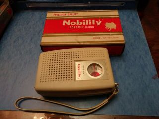 Nobility Portable 9v Radio Model U4 / 600 (9416)