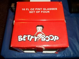 Nib Set Of 4 Betty Boop 16oz Pint Glasses Betty Boop Riding A Chopper Motorcycle
