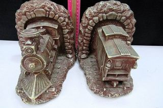 Vintage Universal Statuary Chicago 1964 Heavy Train Caboose Bookends Collector