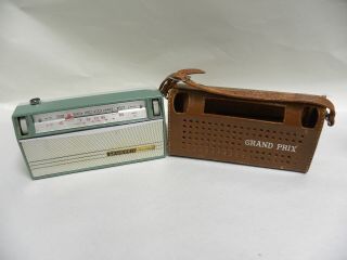 Vintage Grand Prix 9 Transistor Radio With Orig Case Japan Model Gp - 901 (a6)