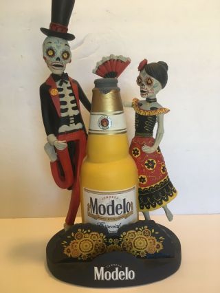 Modelo Especial Day Of The Dead Bobblehead Nodders 16” Tall Beer Store Display