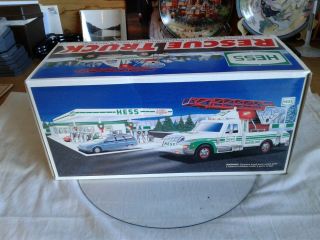 1994 Hess Gasoline Toy Rescue Truck In The Box Mib Never Opened Vintage