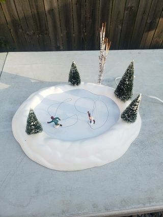 Department Dept 56 Snow Village Animated Ice Skating Pond