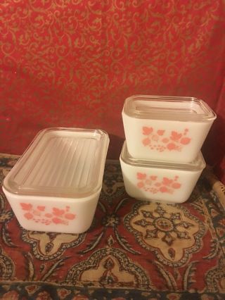 Pryex Pink Gooseberry Complete Refrigerator Dish Set.  3 Containers W/lids.  Vtg.