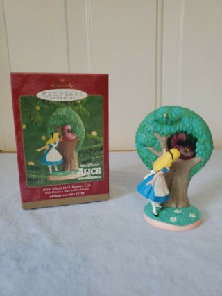 2000 Hallmark Alice Meets The Cheshire Cat Ornament Alice In Wonderland Disney