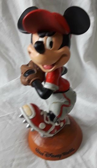 Walt Disney World Mickey Mouse Pitcher Baseball Nodder Bobblehead